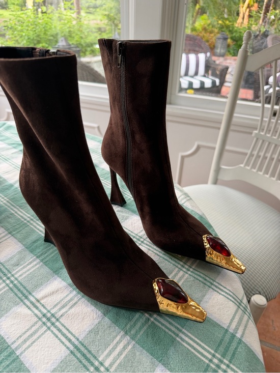 Jeffrey Campbell Shoes - Jeffrey Campbell “the stone “espresso brown suede size 6 nwt sold out